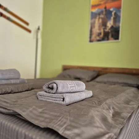 Tudor * كابرون